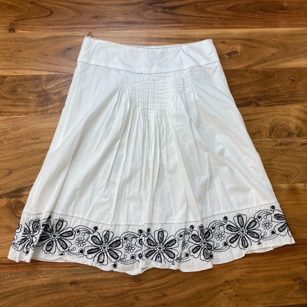 White Cotton Summer Skirt with Black Embroidery
